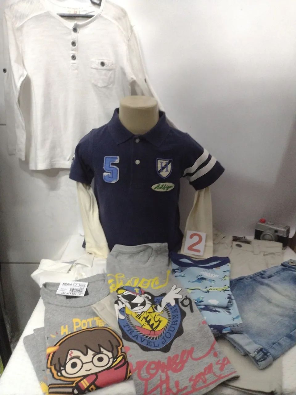 Kit Roupas Menino 2/3 anos em ótimo estado...Marcas diversas
