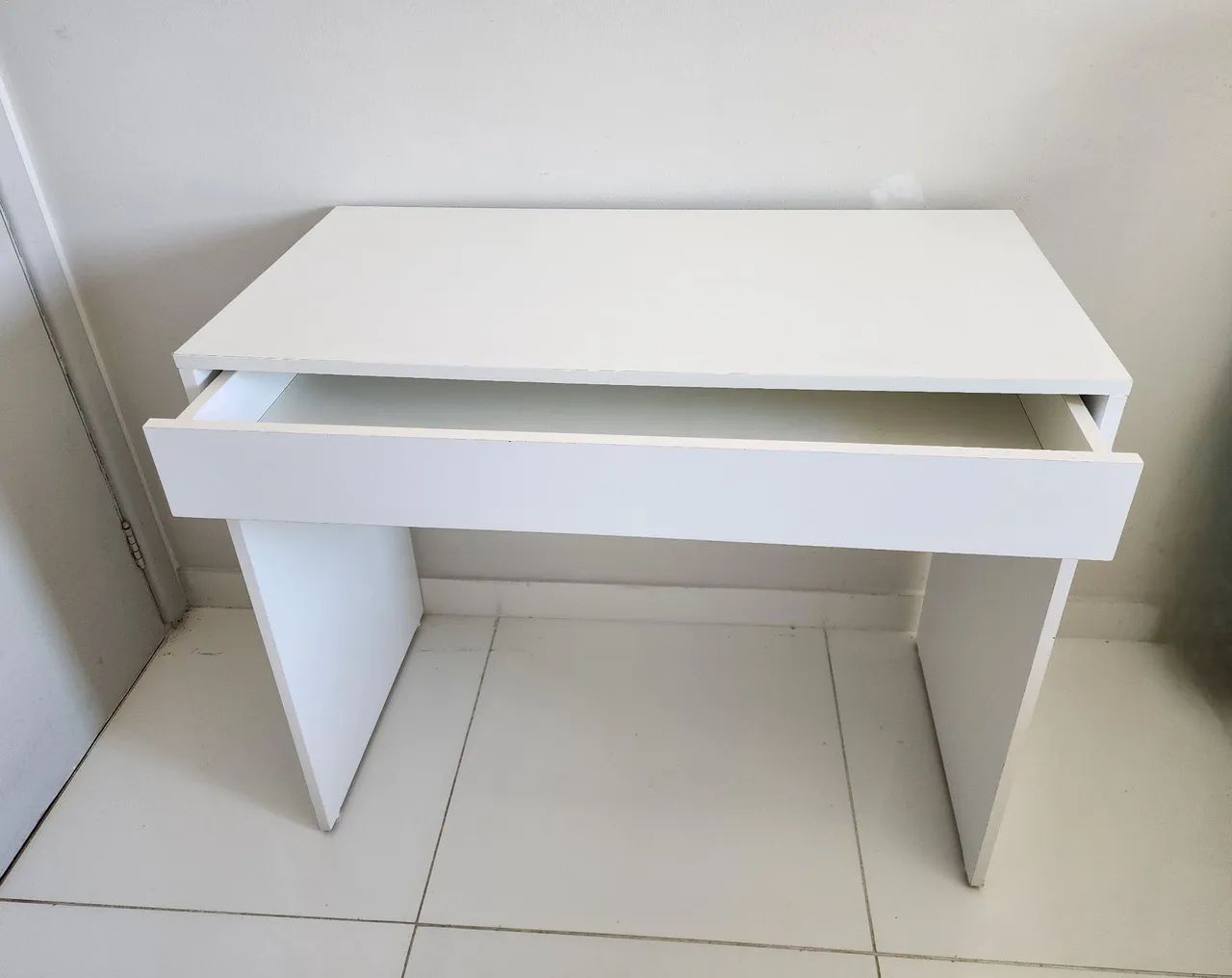 Mesa para estudo64639810882563123