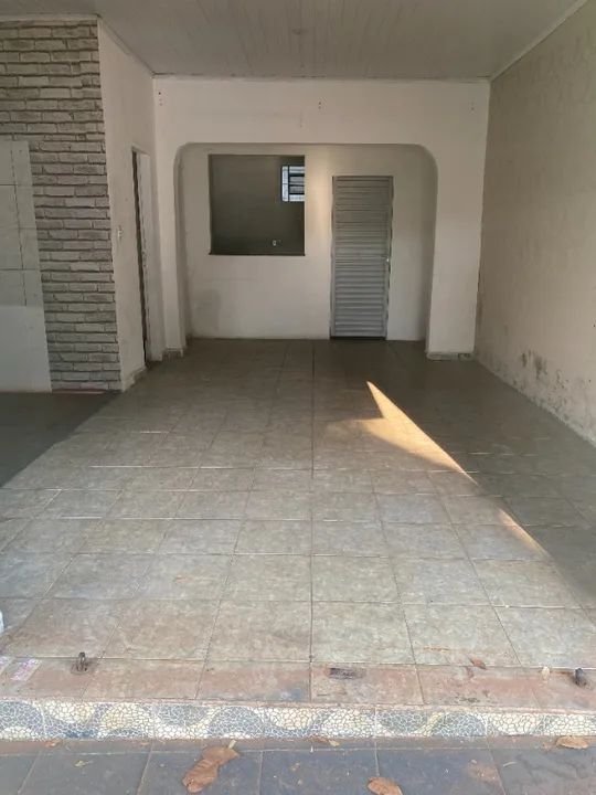 CASA E BARRACAO AVENIDA CESAR LATTES NOVO HORIZONTE - Foto 5