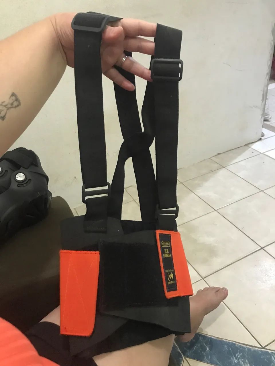 Cinta lombar ergonômica - Foto 2