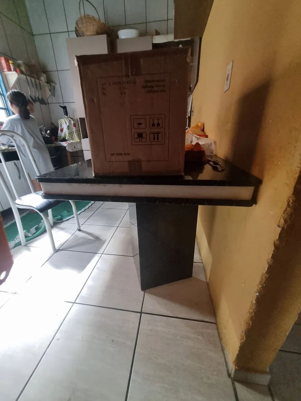 Mesa toda em marmore - Foto 3