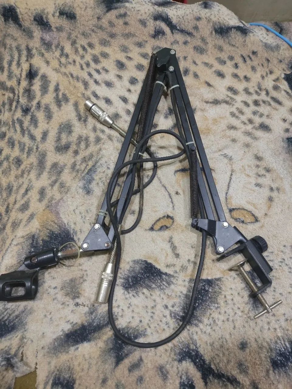 Suporte para microfone de mesa 64595547050754121