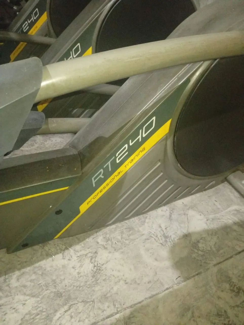 ELÍPTICO PROFISSIONAL DA MOVIMENT RT240,lote com 3 unidades. - Foto 2