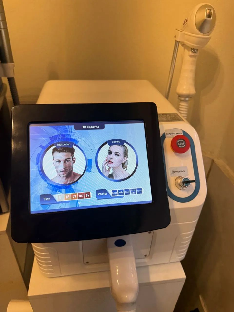Aparelho de Depilação a Laser para uso profissional