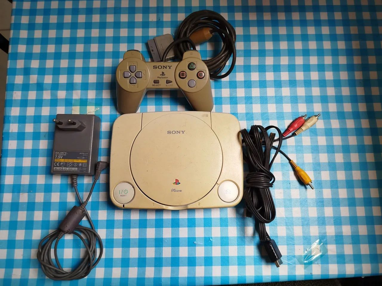 PlayStation ps1 ps one 
