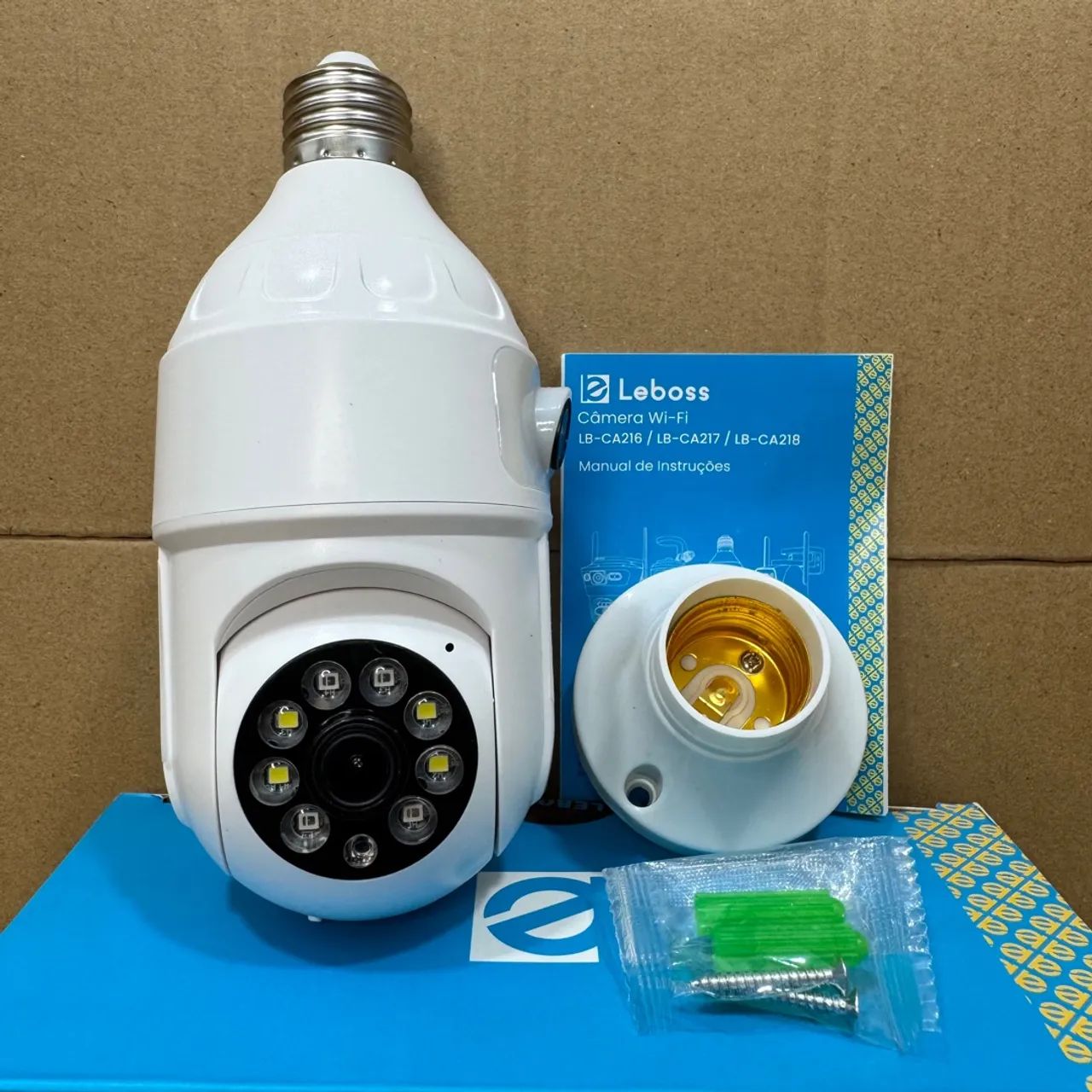 Lâmpada Câmera Wi-Fi - Lente Dupla - Controle PTZ - Visão Noturna - Foto 2