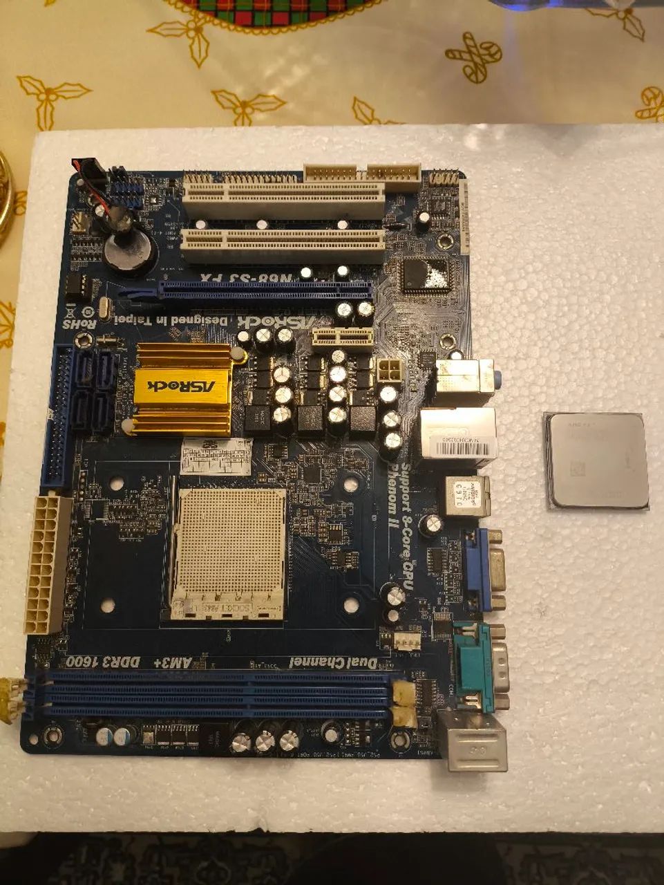 Placa Mãe + Processador - ASRock N68-S3 FX + AMD FX4300 Quad 3.8Ghz