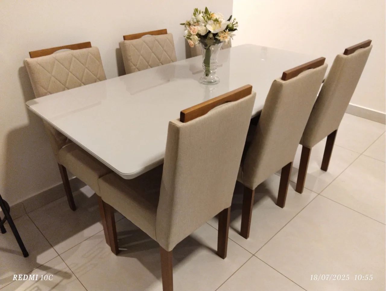 Mesa de Jantar Elegante com 6 Lugares madeira  - Foto 3