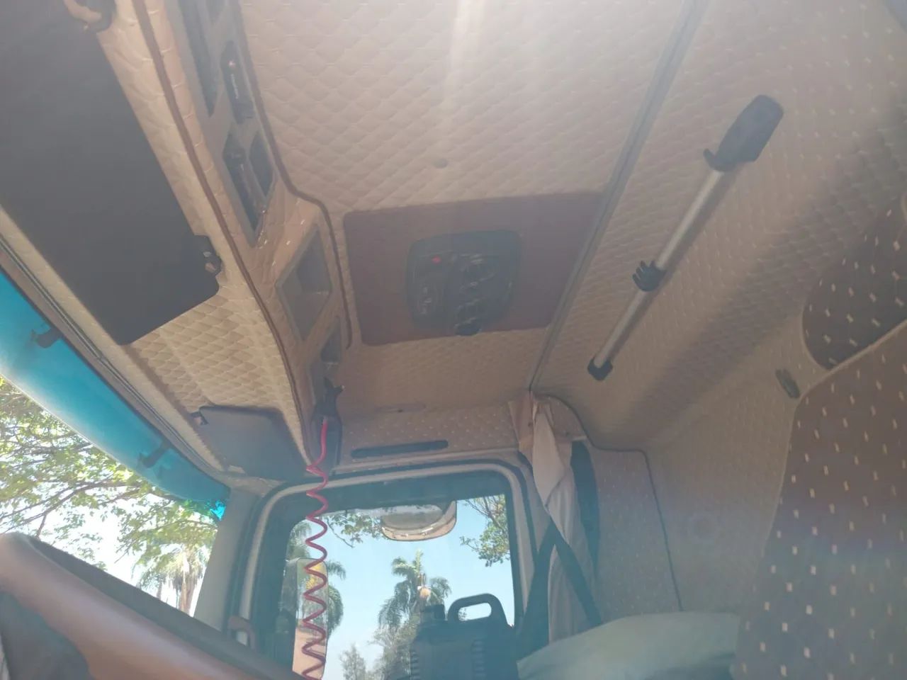 Mbenz atego 2430 8x2 - Foto 13