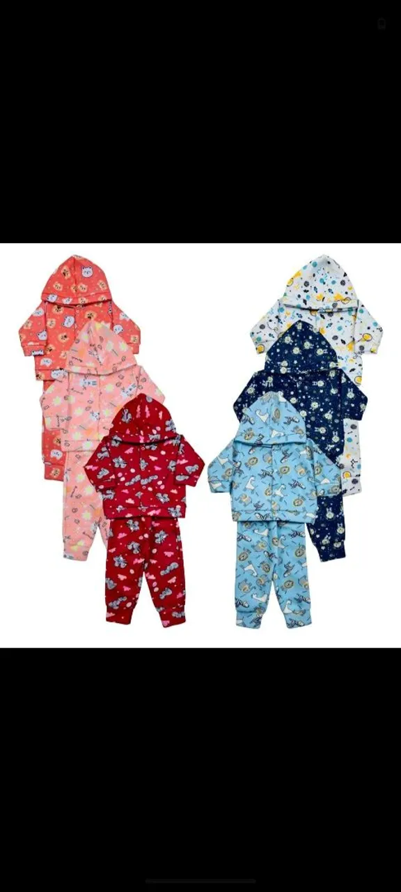 3 Conjuntos de Moletom Infantil com Estampas Divertidas