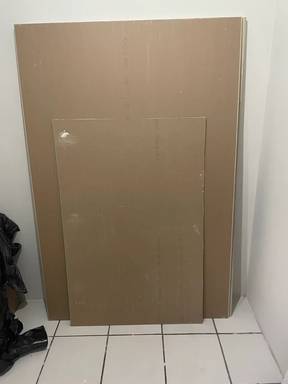 Joint Compound Bucket + 4 Drywall Panels64728760340482120