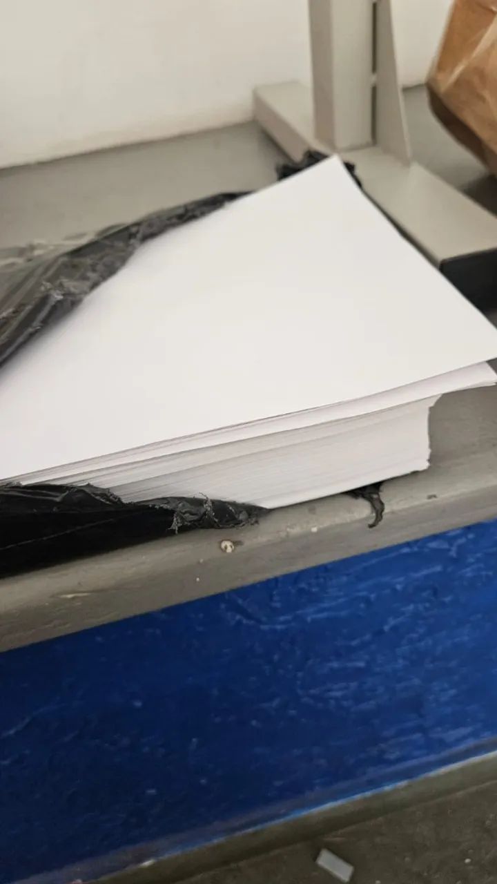 500 FOLHAS DE PAPEL COUCHÊ BRILHO 90G