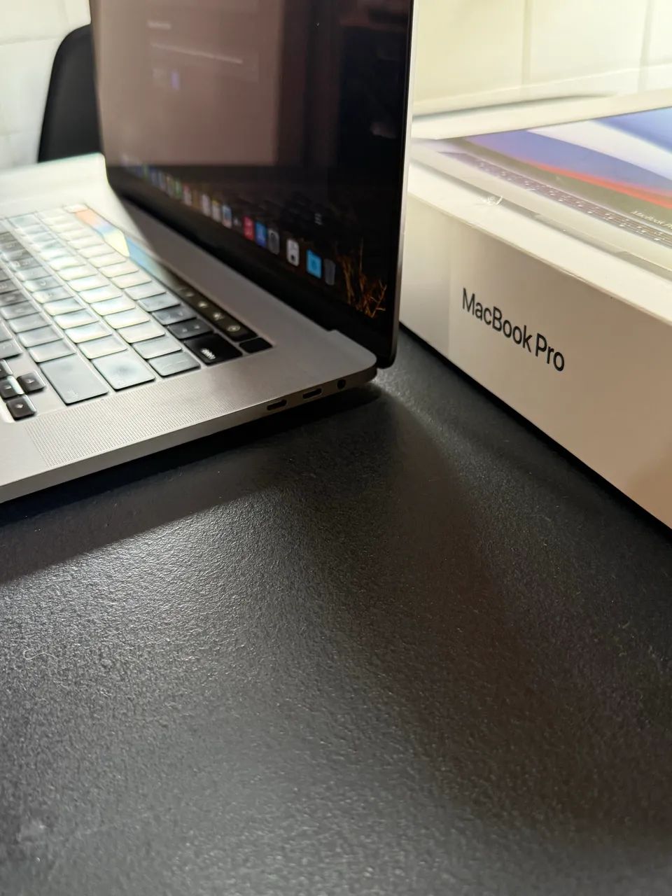MacBook Pro 2019 Touch Bar 1TB SSD 32Gb ram processador i7