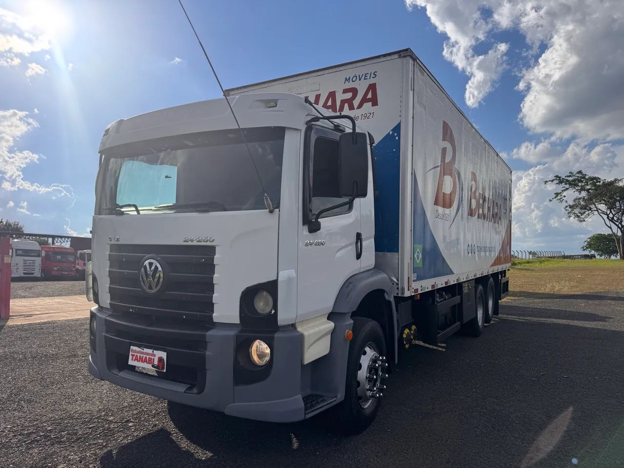 VW 24250 ANO 2011/12  - Foto 2