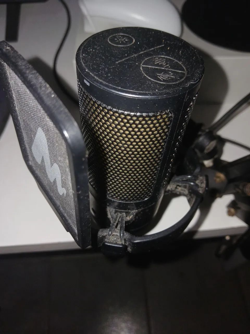 Vendo microfone Fifine