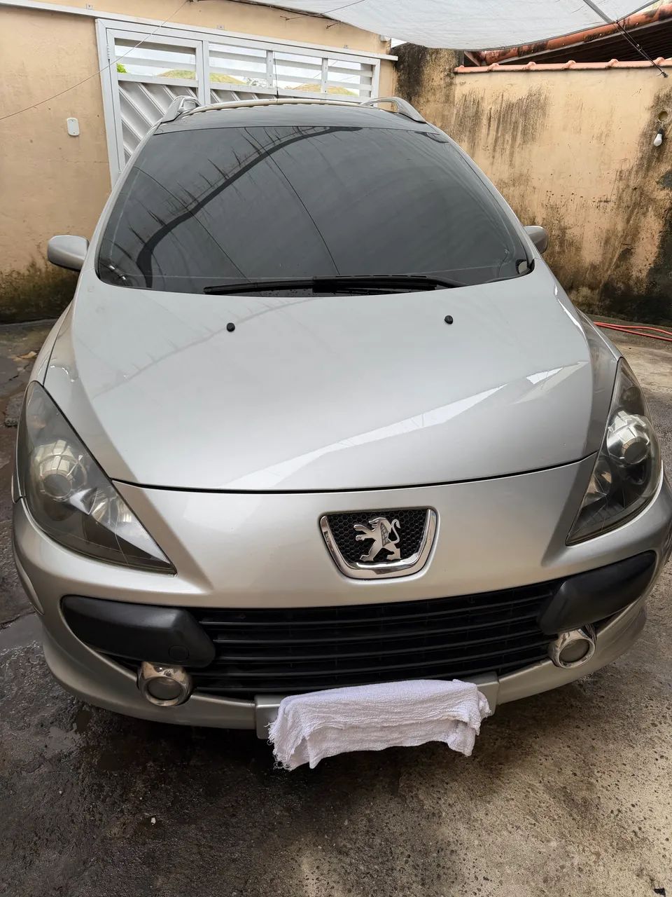 Peugeot 307 SW 2.0 16V 5P AUT. 2008