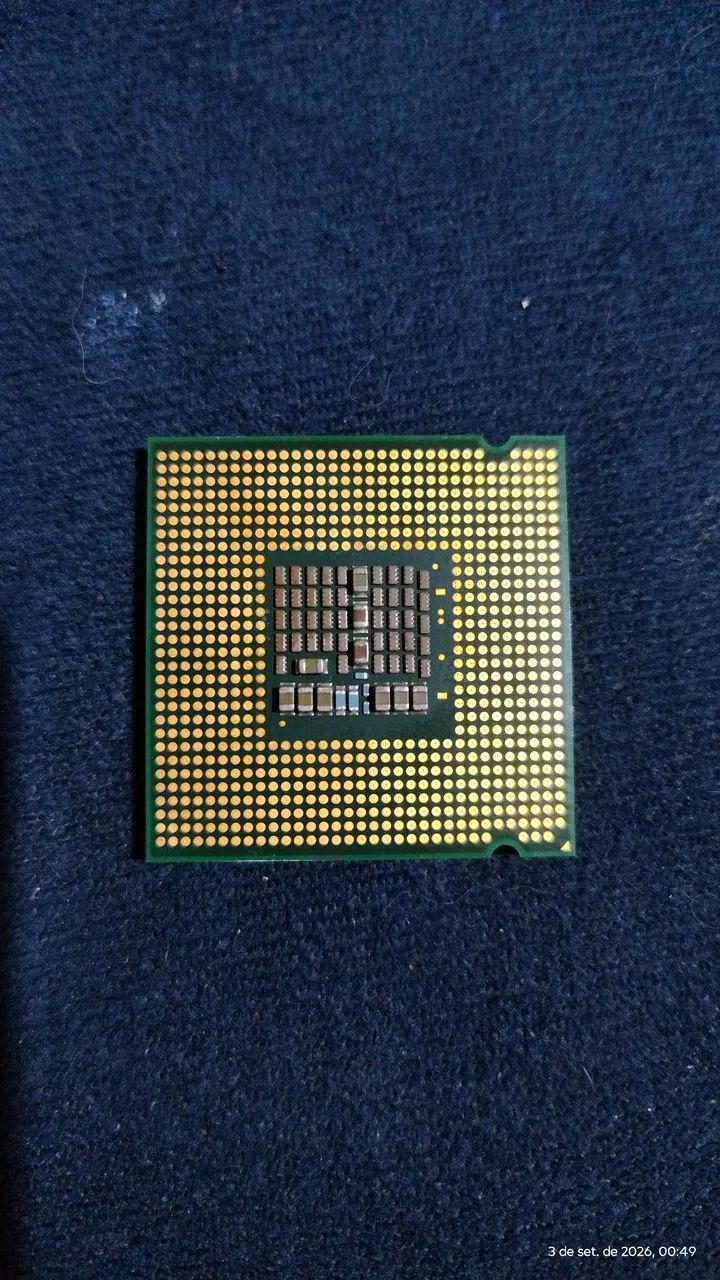 Processador: Intel Core 2 Quad Q6600 - Foto 2