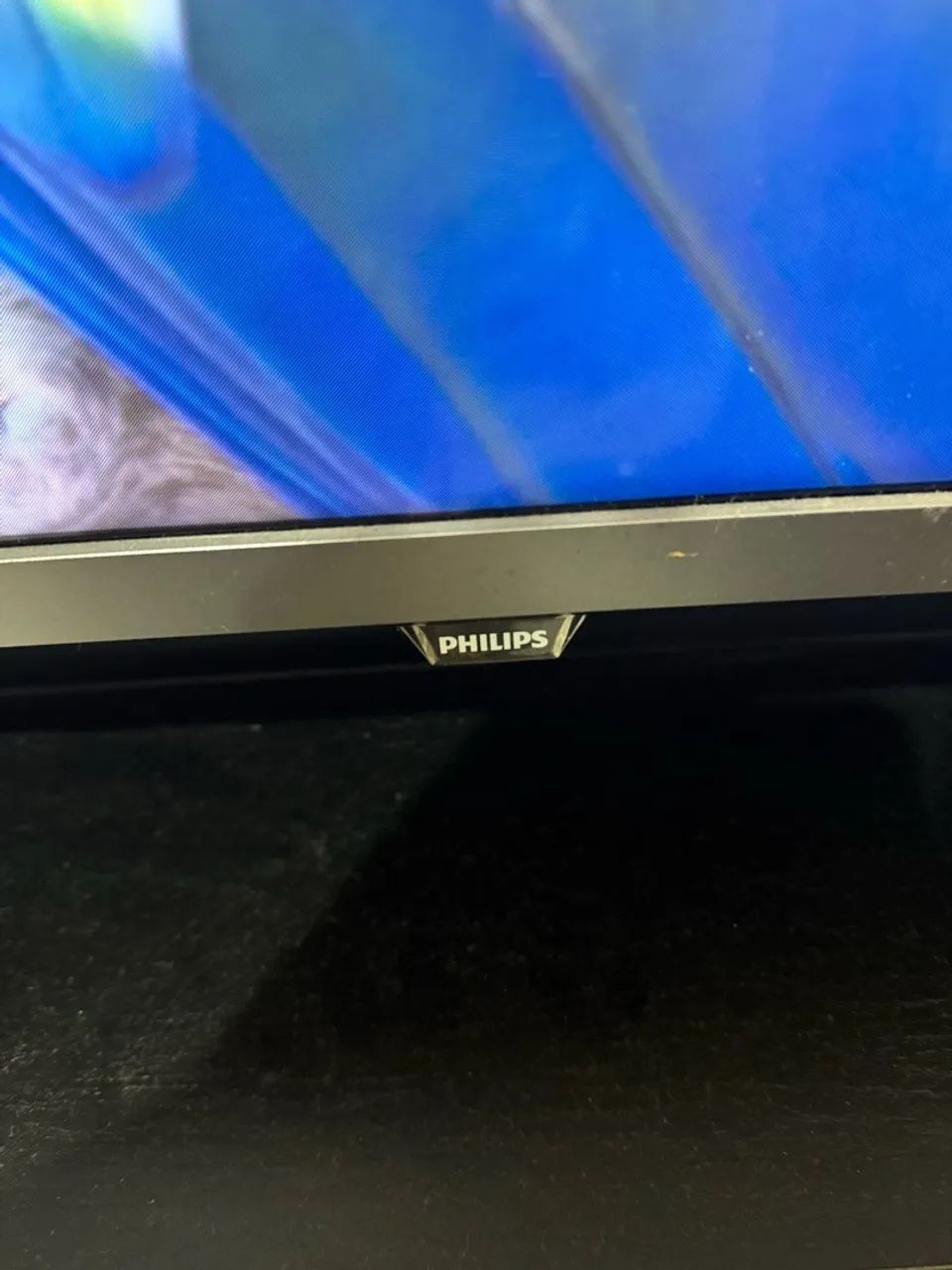 Televisão PHILIPS. Modelo 50PUG6513/78 - Foto 2