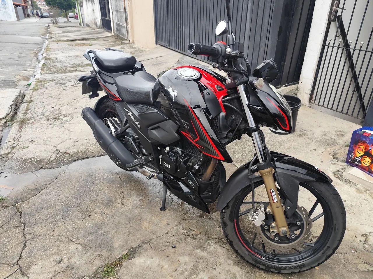 Apache RTR200 2022/2023 - Foto 4
