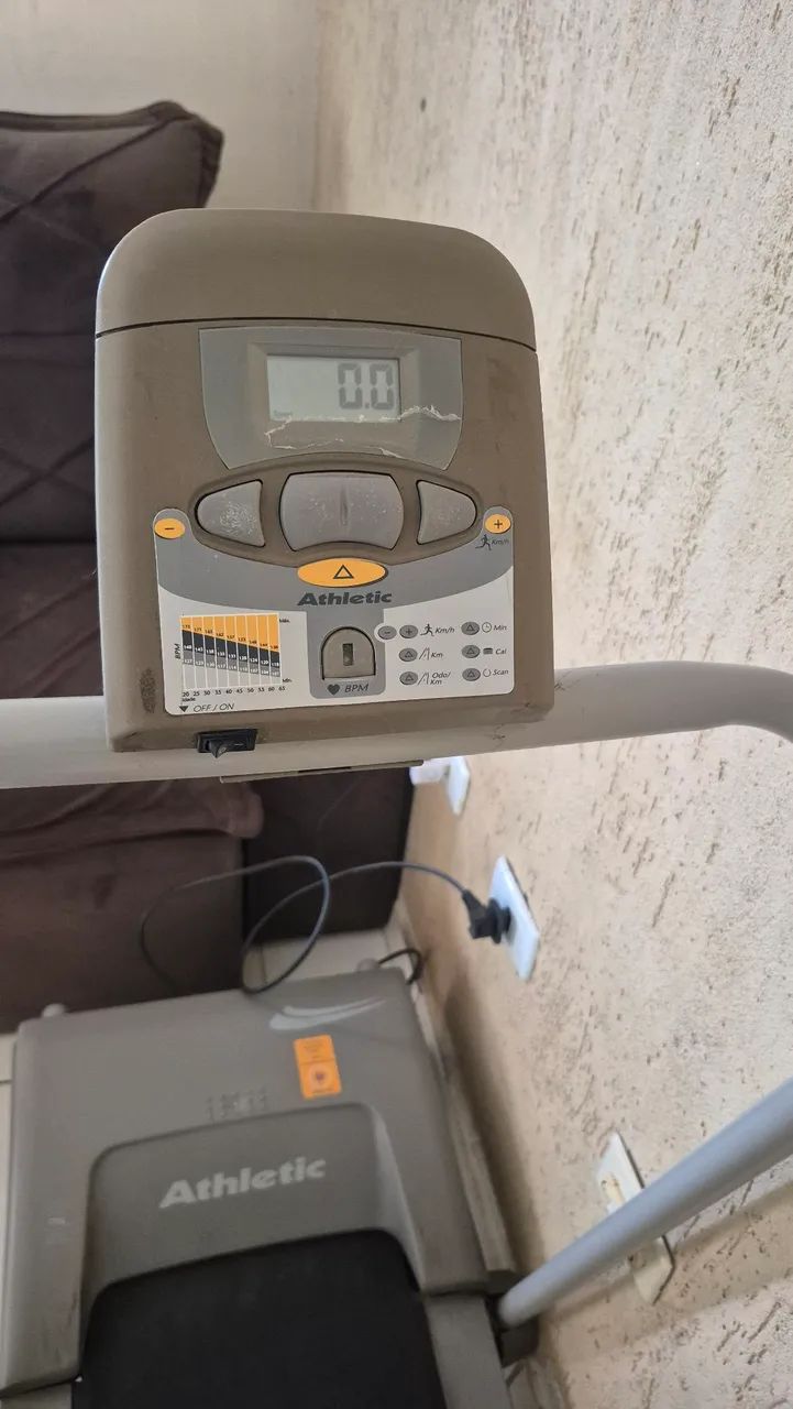 Vendo esteira Athletic Speedy 110v 