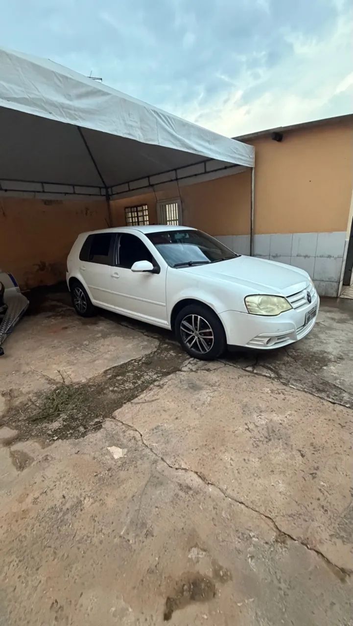 Volkswagen Golf 1.6 MI TOTAL FLEX 8V 4P 2010