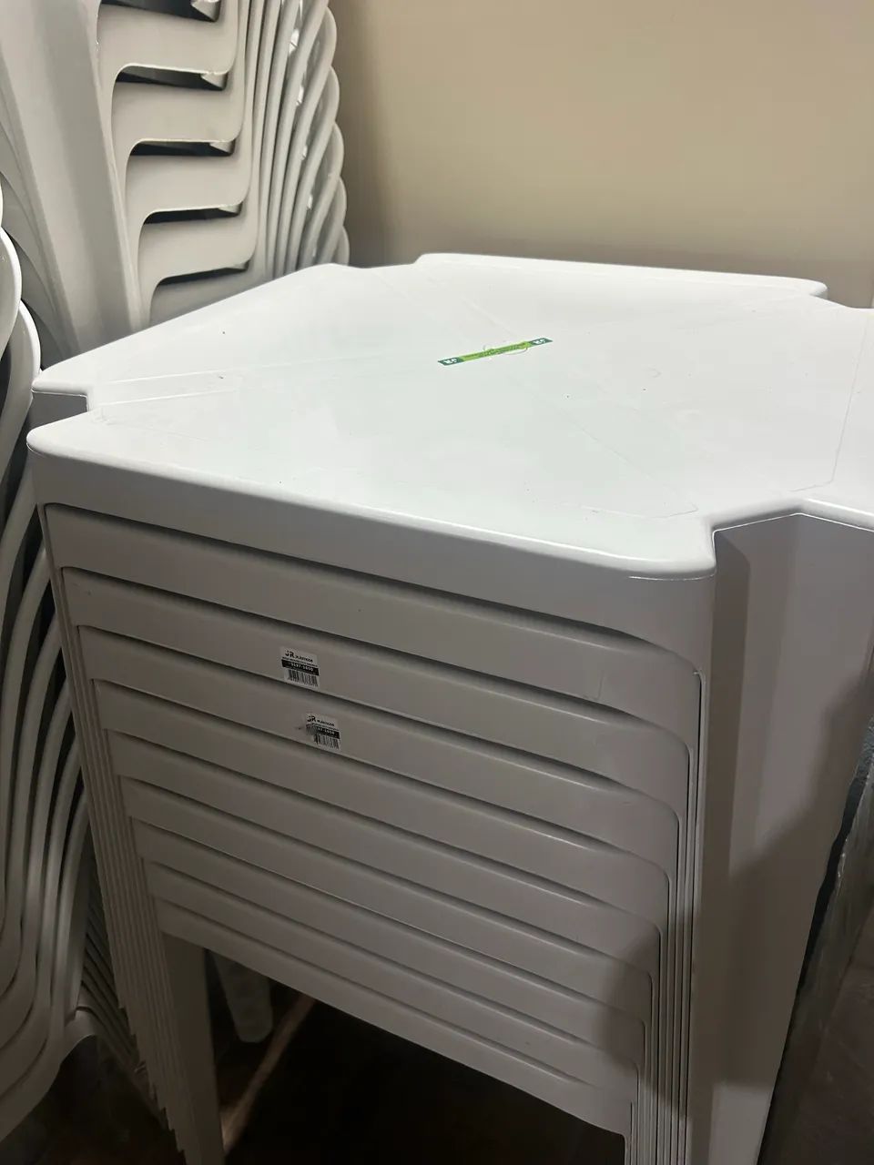 Mesa com 4 cadeiras 180k  - Foto 2