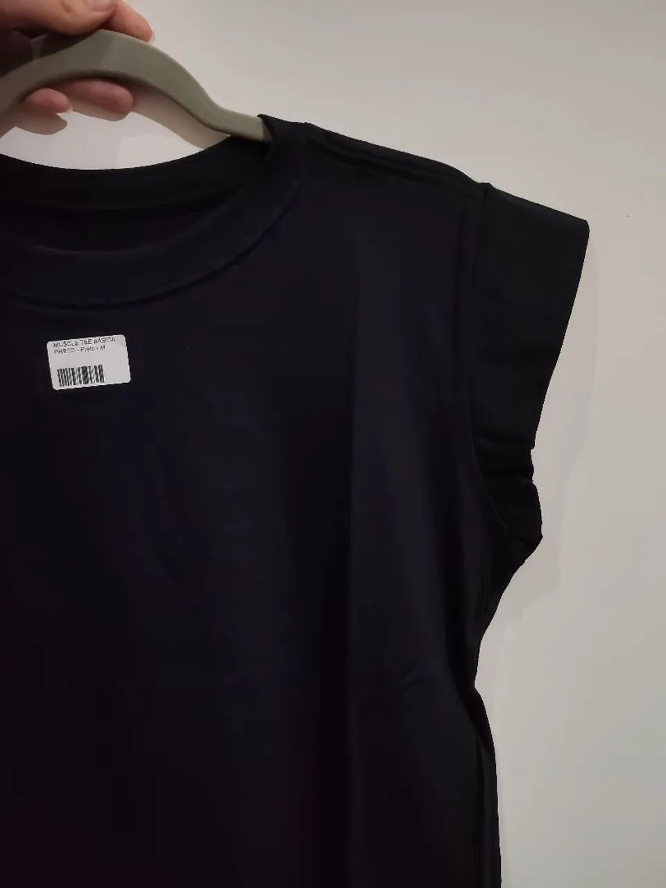 Tshirt manga curta M preta 