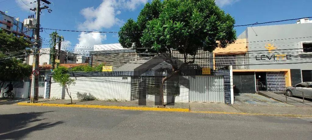 Casa Comercial à venda, com 9 salas, localizada em Casa Forte, Recife - Pernambuco - Foto 2