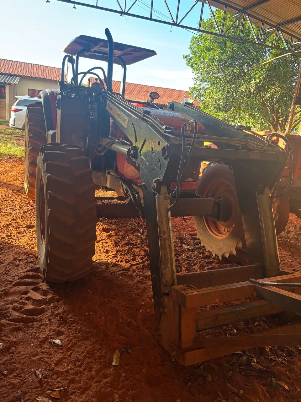 Vendo trator massey fergusson - Foto 4
