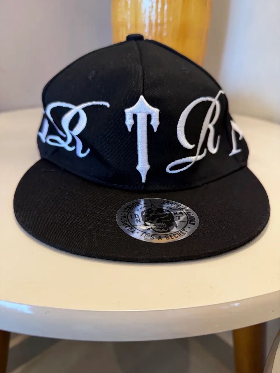 bone aba reta trapstar script fitted 