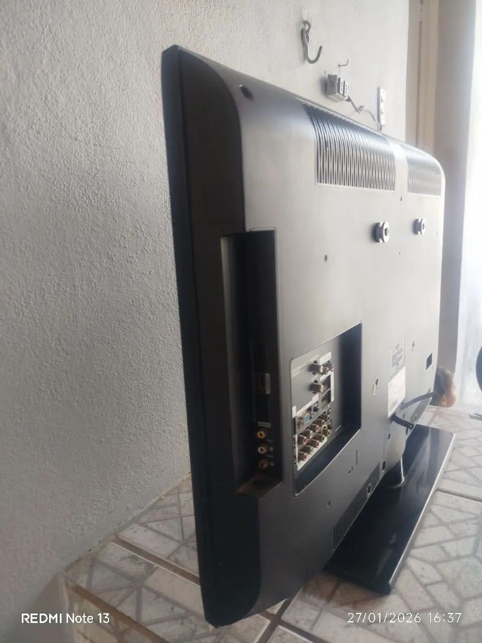 vendo tv otima e conservada - Foto 3