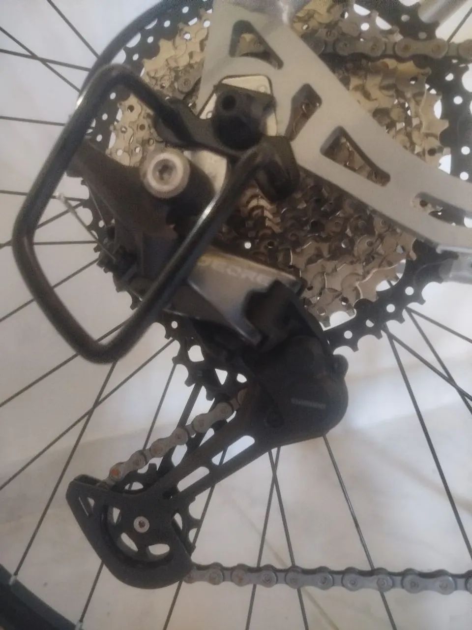 Bicicleta MTB aro 29 Shimano Deore - Foto 2