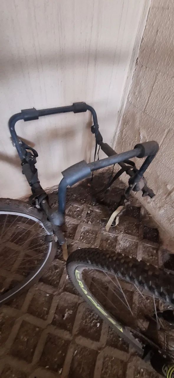 Suporte de bicicleta para carro - Foto 2