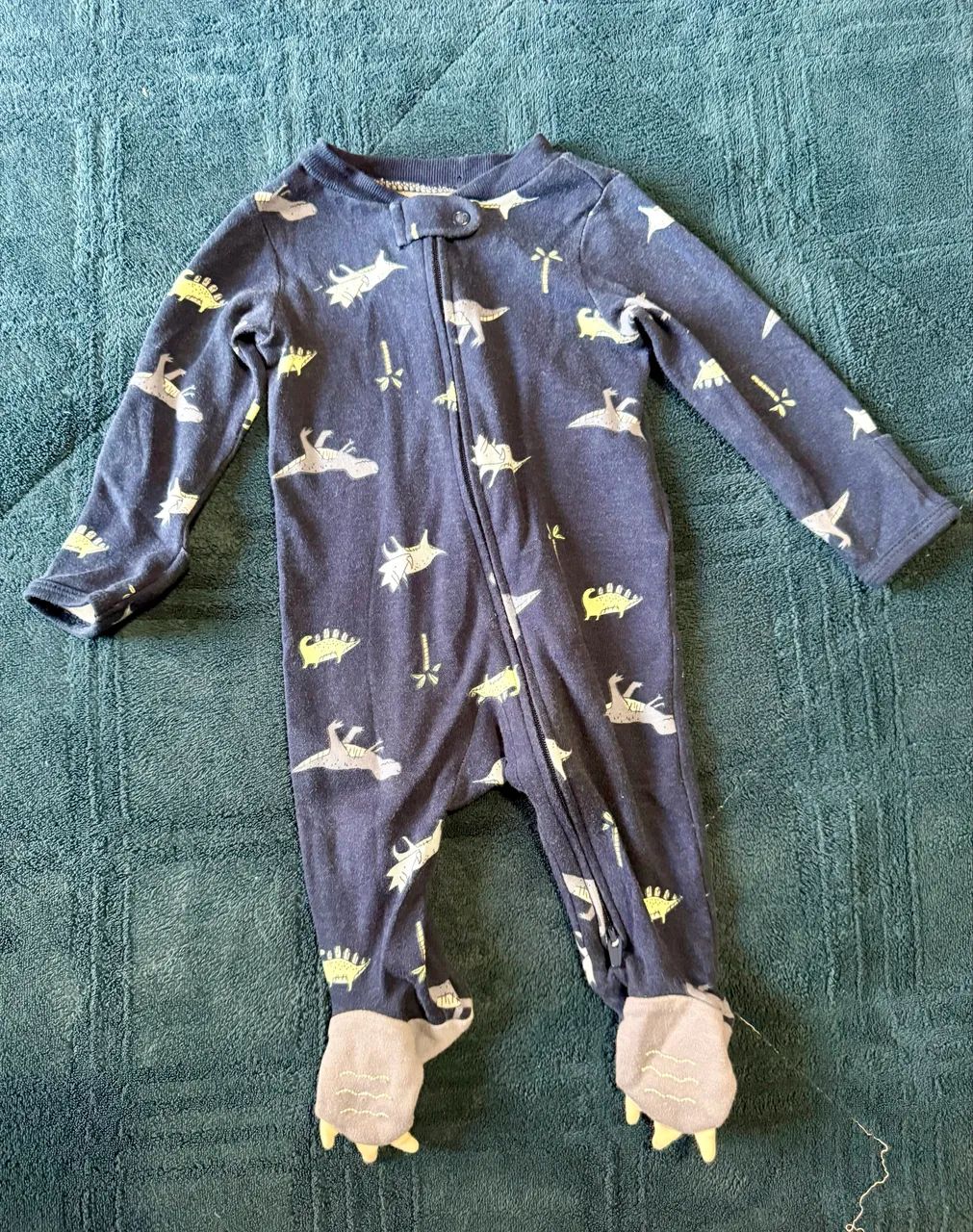 Macacão Carters 3 meses - R$ 20,00 cada - Foto 2