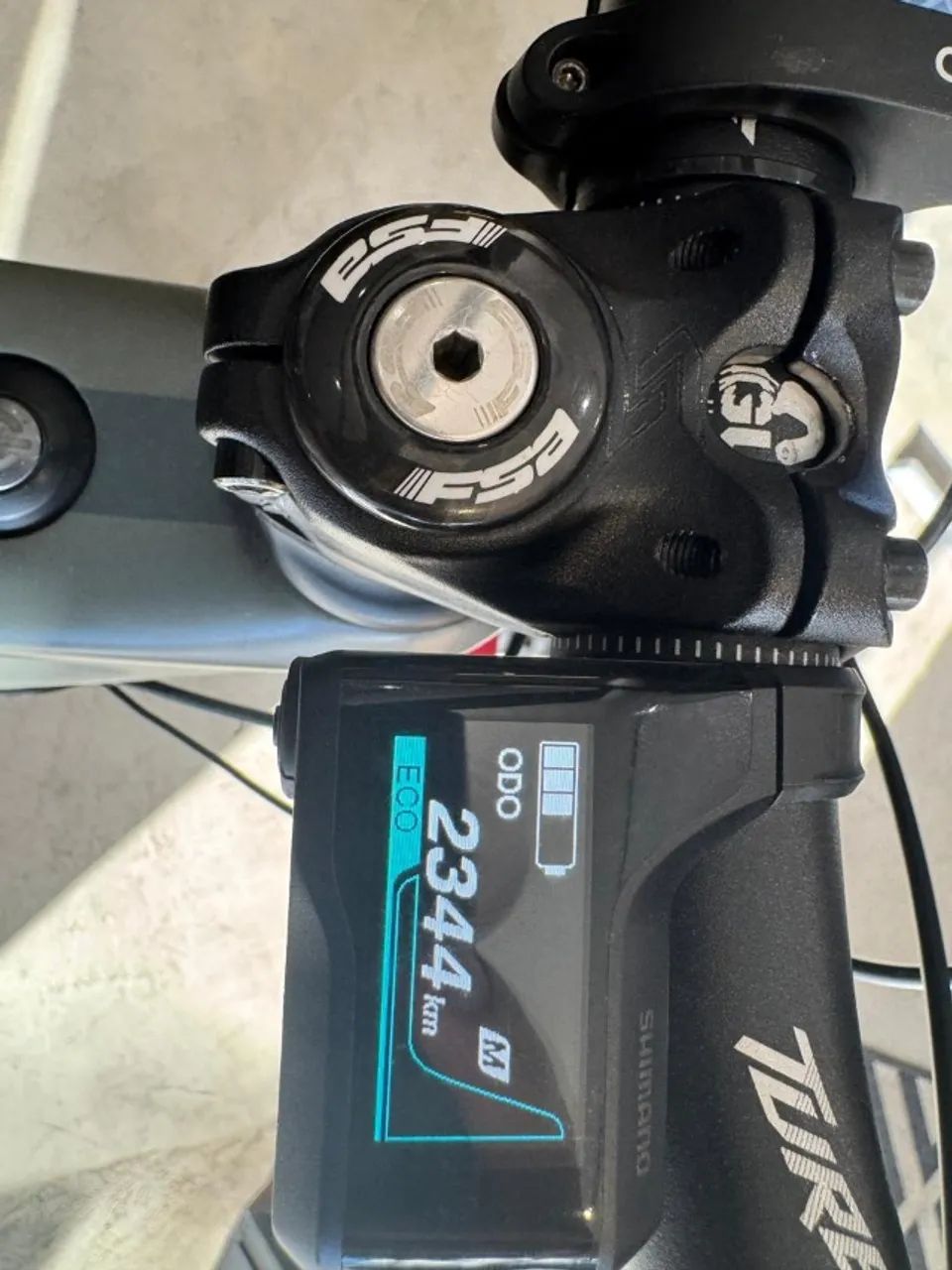 Sense Exalt E-trail Carbon Comp modelo  2022 Tam M aro 29  - Foto 2