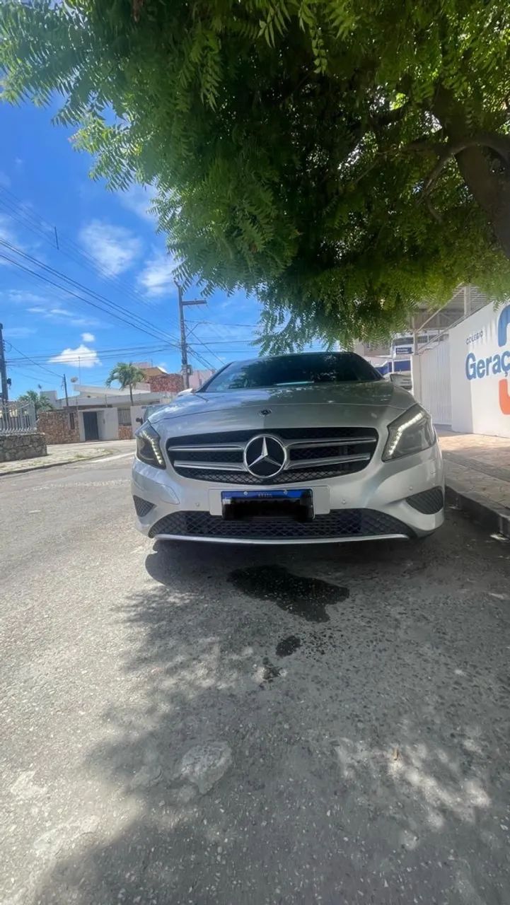 Mercedes-Benz Classe A 200 1.6 TB 16V Urban 156cv Aut. 2014