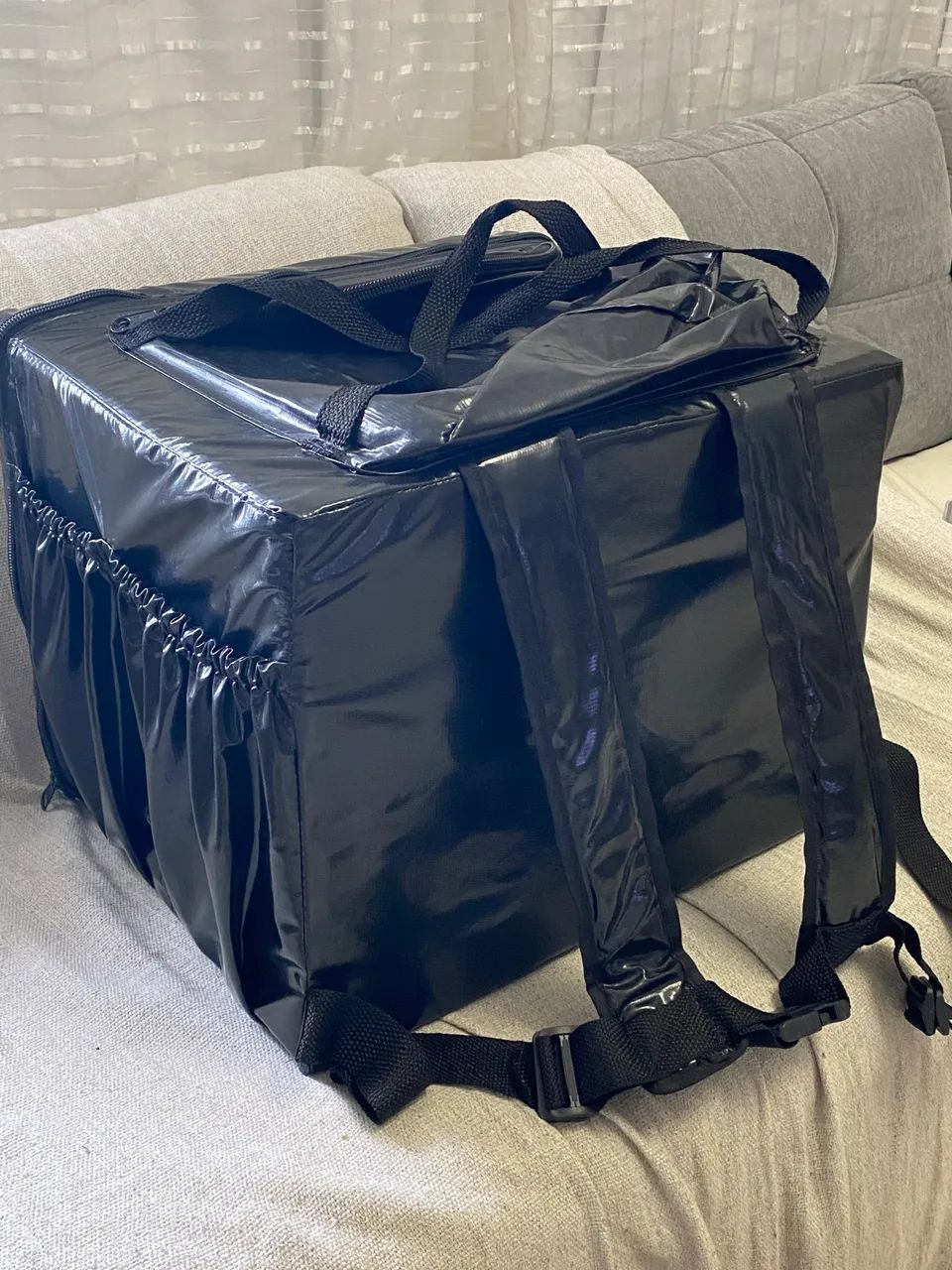 BAG DELIVERY