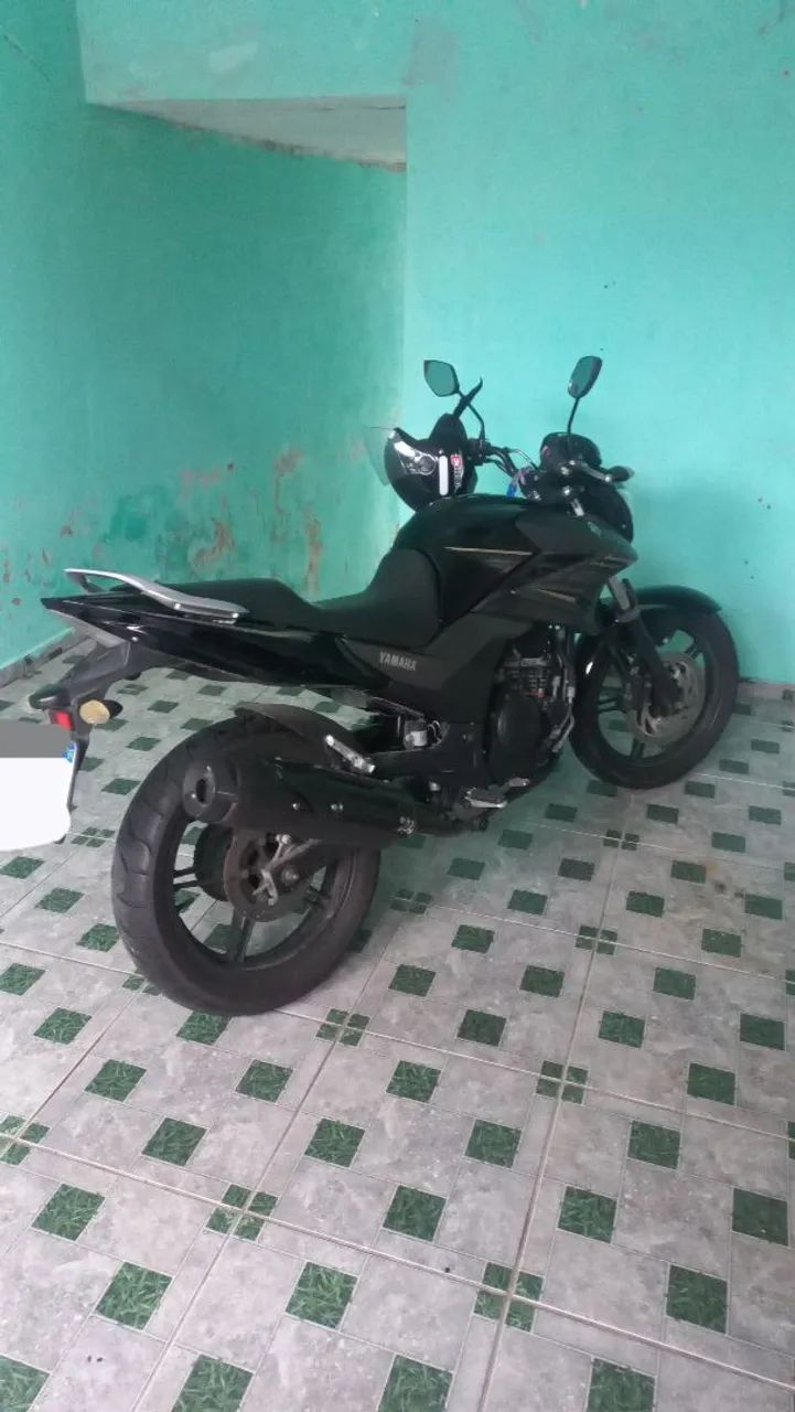 FAZER 250CC 