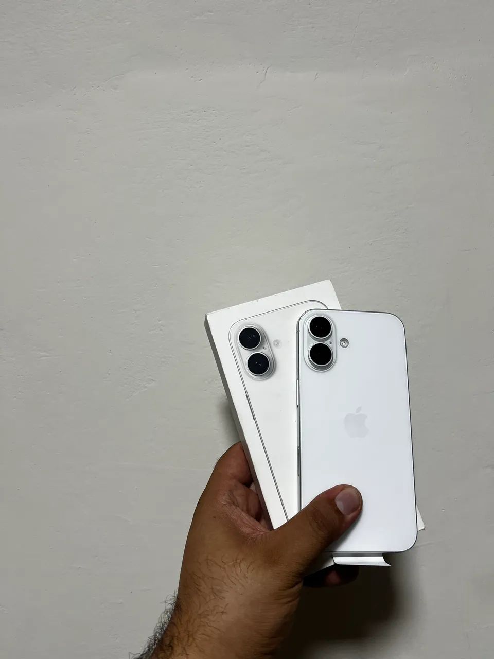 iPhone 16 Branco 128GB - Foto 2
