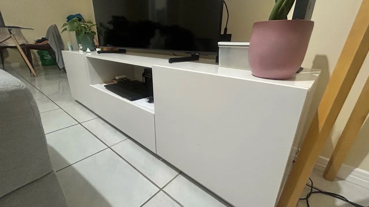 Rack Branco, Tok Stock 