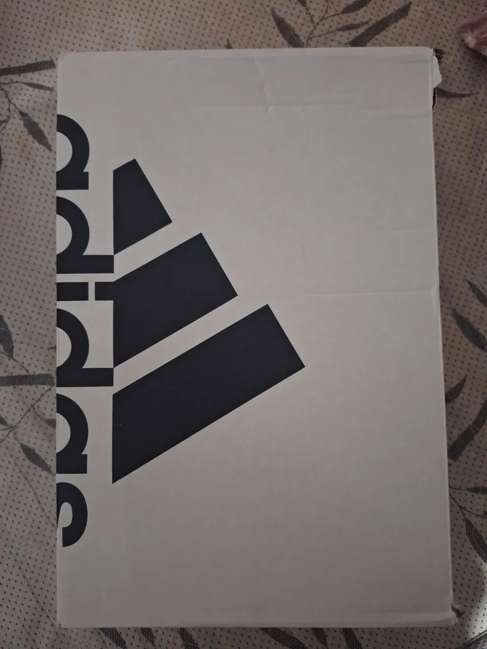 Tênis Adidas ( novo) N.41
