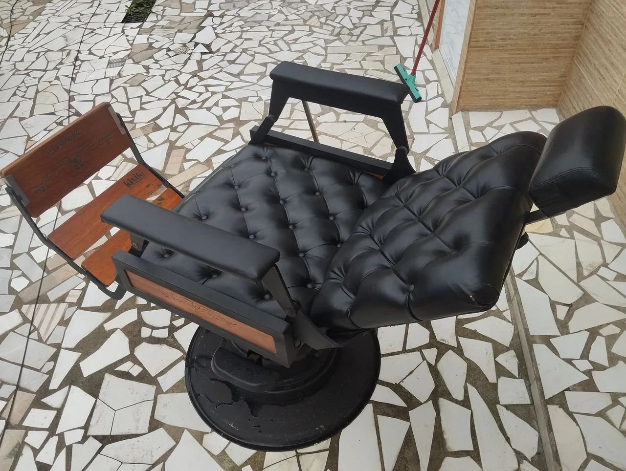 Cadeira de barbeiro  - Foto 2