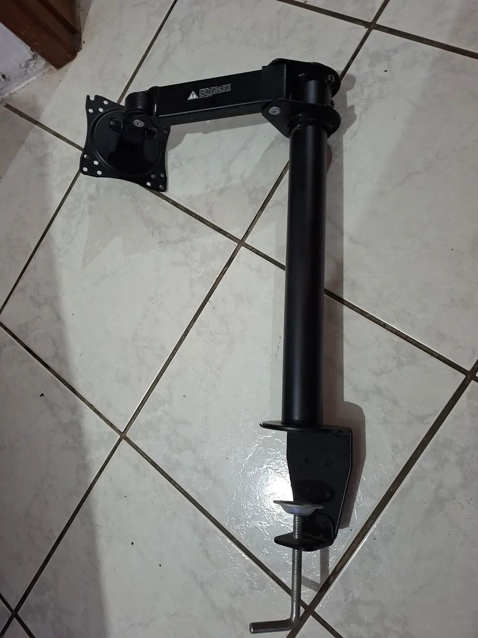 Suporte de monitor - Foto 2