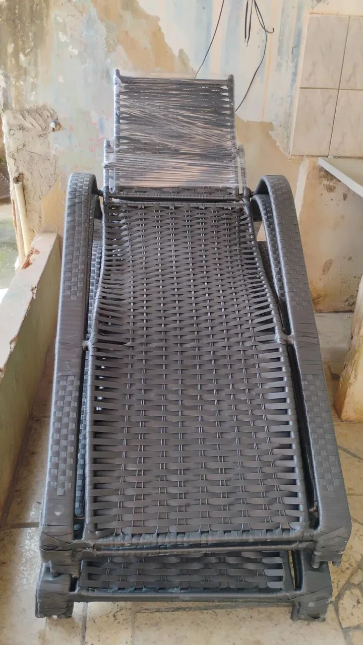Espreguiçadeira de Piscina com 3 Regulagem  - Foto 2