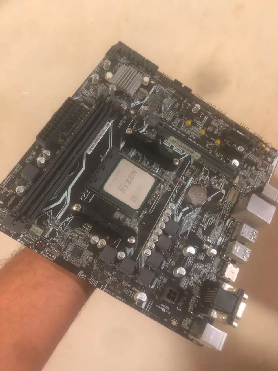Kit. Ryzen 32200g + placa mãe a320m Asus - Foto 2