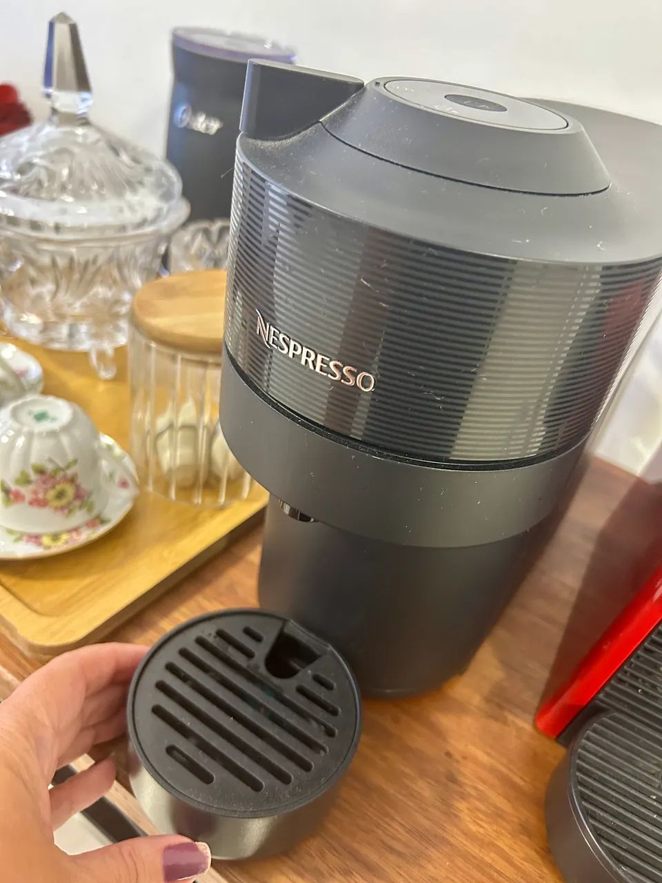 Nespresso Vertuo black 110v nova 