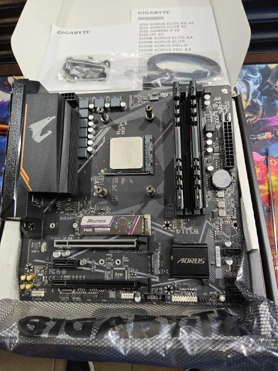 Placa Mãe AM4 Gigabyte B550M Aorus Elite +Nfc + Caixa / Acessórios - Foto 2