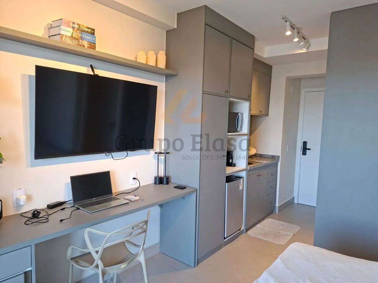 Studio mobiliado para Venda - conforto e praticidade em Santo Amaro - SP.