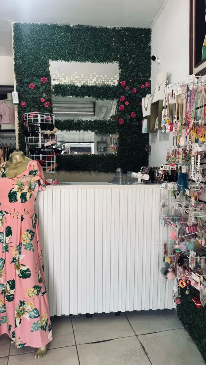 Vendo loja completa de roupas femininas só comprar e trabalhar 