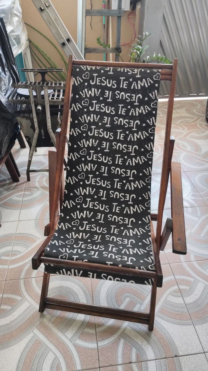 VENDE-SE ESSA ESPREGUIÇADEIRA  - Foto 2